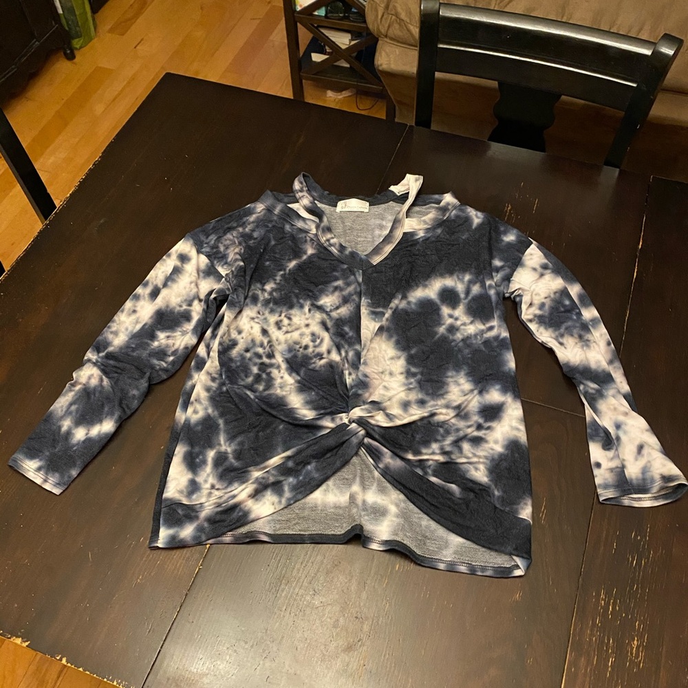 Blue Tie Dye Twist Front Top